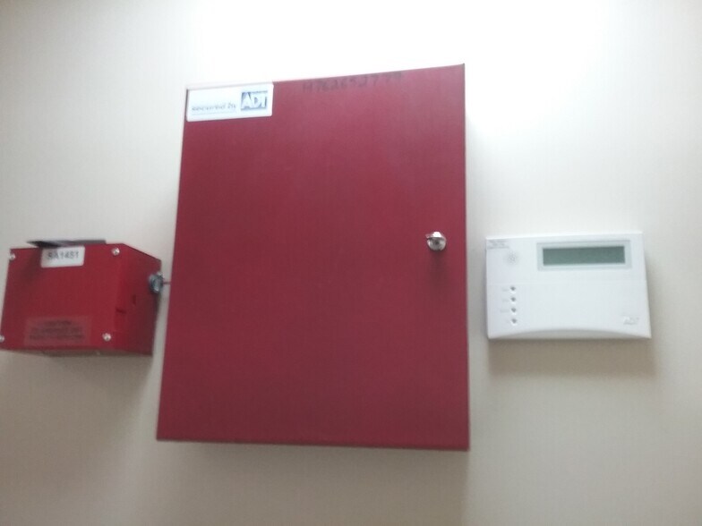 More Photos Of 9506 Hospital Ave, Nassawadox Medical For Sale