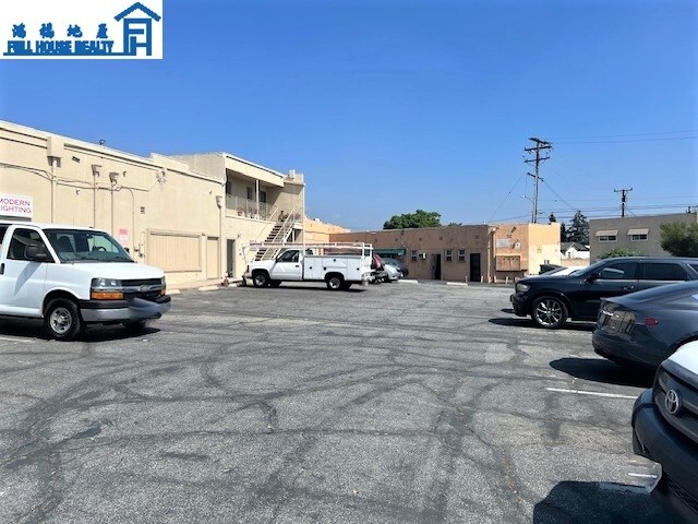 More Photos Of 9022-9040 Las Tunas Dr, Temple City Storefront For Lease