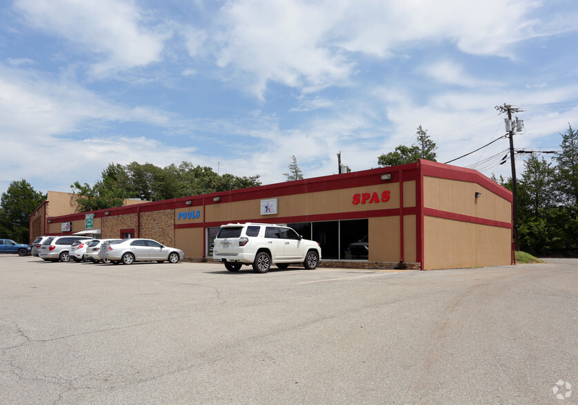 Primary Photo Of 5631-5633 Texoma Pky, Sherman Unknown For Lease