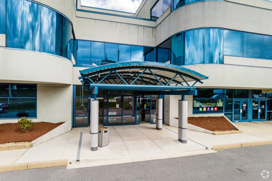 More Photos Of 1101 Opal Ct, Hagerstown Medical For Sale