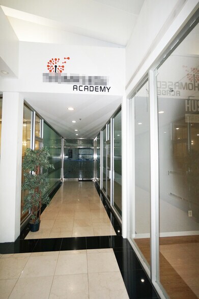 More Photos Of 1550 Lemoine Ave, Fort Lee Medical For Lease