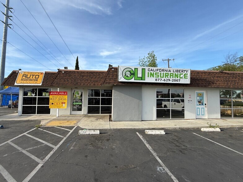 More Photos Of 2201 El Camino Ave, Sacramento Storefront Retail Office For Lease