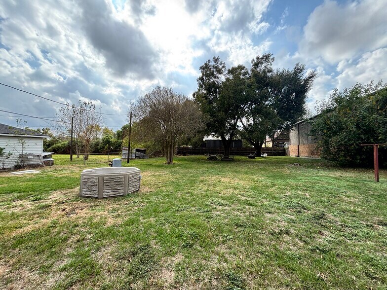 More Photos Of 14515 Sommermeyer St, Houston Land For Sale