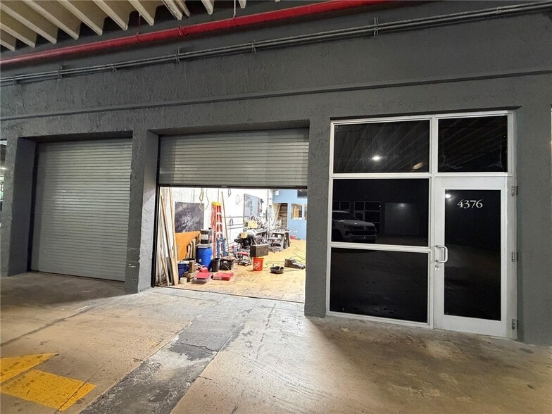 Primary Photo Of 4310 SW 73rd Ave, Miami Warehouse For Lease