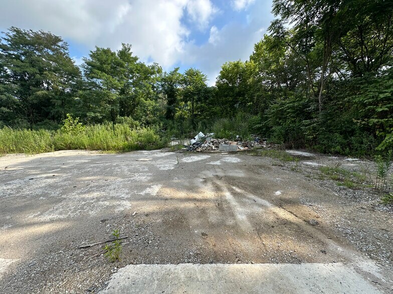 More Photos Of 1101 Railroad St, Monongahela Warehouse For Sale