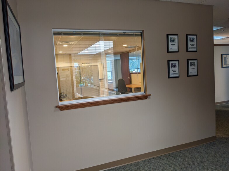 More Photos Of 1749 S Naperville Rd, Wheaton Medical For Lease