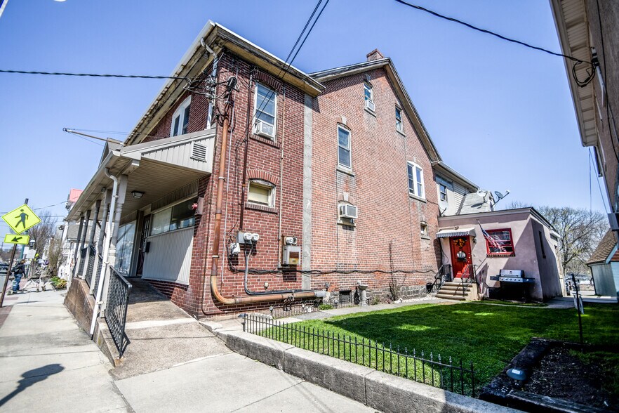 More Photos Of 82 Main St, Pennsburg General Retail For Sale