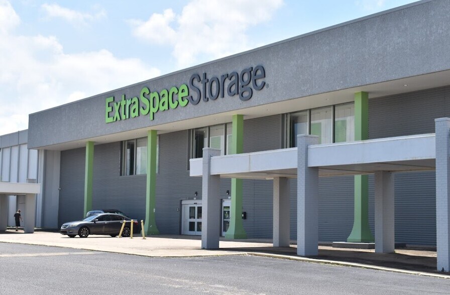 More Photos Of 2234-2288 E South Blvd, Montgomery Storefront For Sale