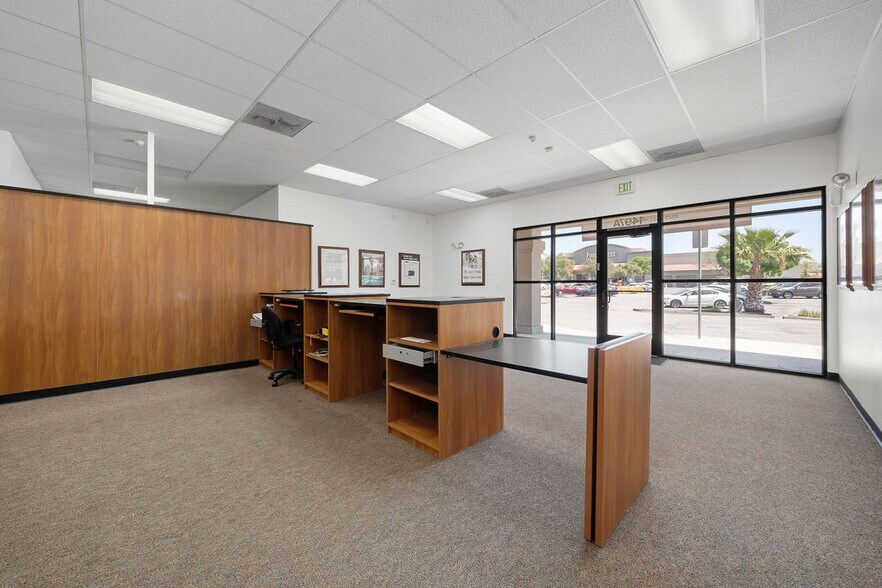 More Photos Of 1461-1475 Creston Rd, Paso Robles Unknown For Lease