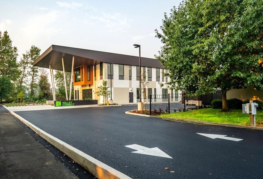 Primary Photo Of 3521 Avion Dr, Medford Flex For Lease