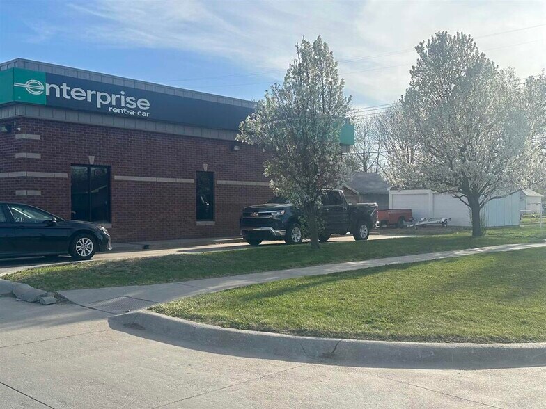 More Photos Of 1324 2nd Ave, Kearney Storefront Retail Office For Sale