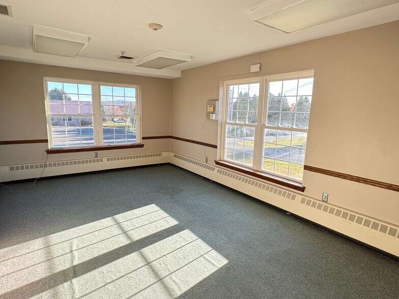 More Photos Of 8 Wesleyan St, Fort Fairfield Assisted Living For Sale