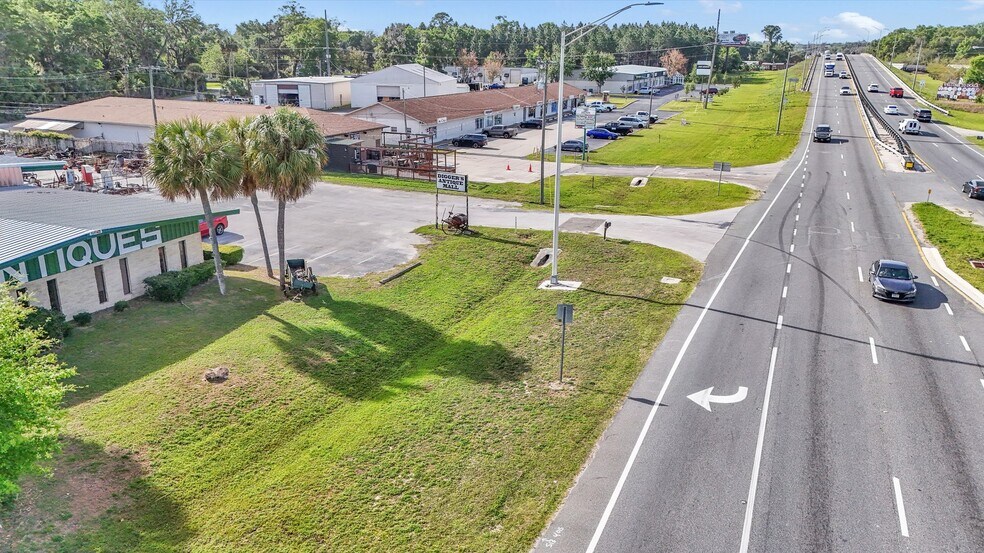 More Photos Of 1811 N Pine Ave, Ocala Freestanding For Sale