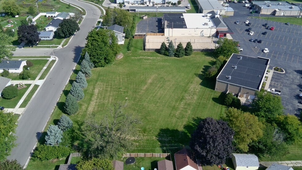 More Photos Of 1210 Mayfair Dr, Janesville Land For Sale