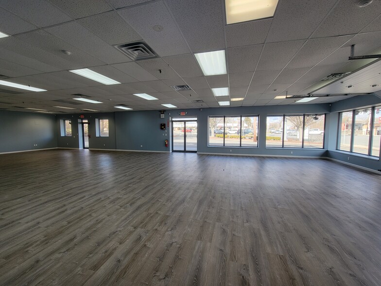 More Photos Of 81 East Route 59, Nanuet Freestanding For Lease