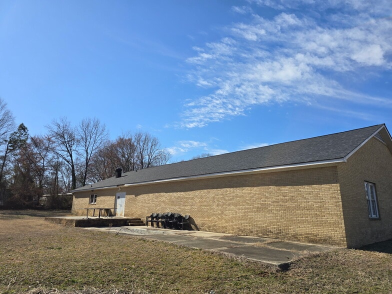 More Photos Of 517 Pleasant Ave, Kannapolis Religious Facility For Sale