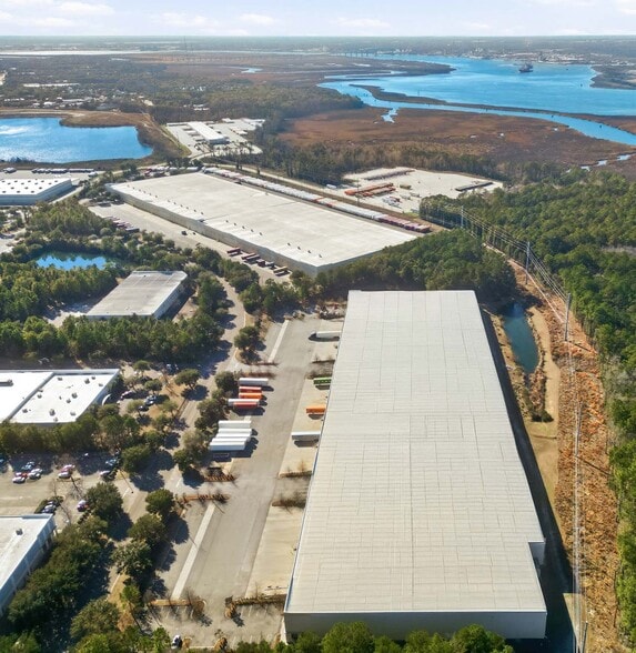 More Photos Of 2310 Charleston Regional Pky, Charleston Distribution For Lease