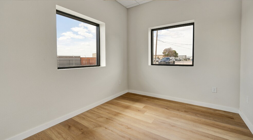 More Photos Of 2811 S County Road 1257, Midland Warehouse For Sale