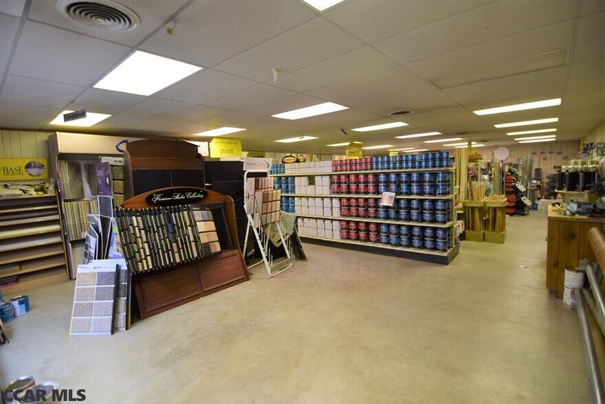 More Photos Of 518 Water St, Orbisonia Storefront For Sale