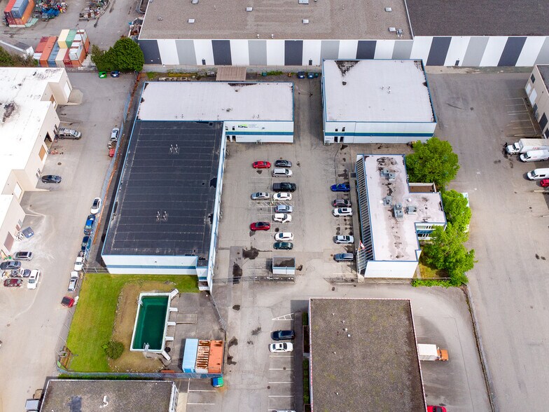 More Photos Of 1734 Broadway St, Port Coquitlam Industrial For Sale