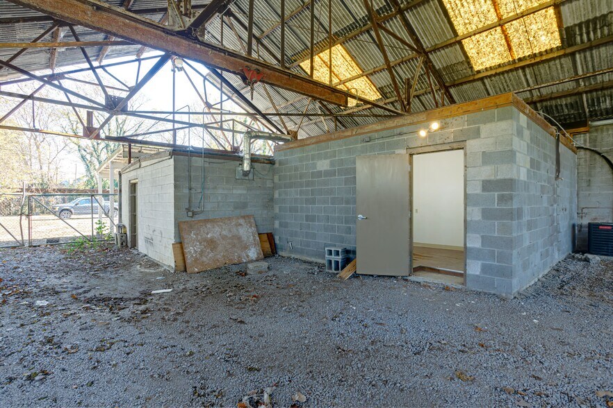 More Photos Of 327 54th Ave N, Nashville Warehouse For Sale