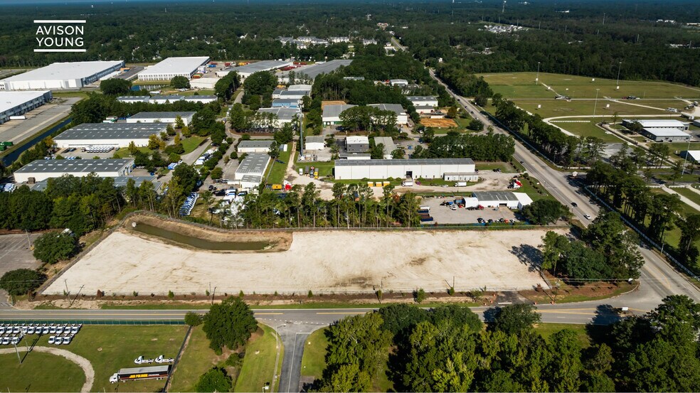 More Photos Of 8016 Commerce Center Rd, Ladson Land For Lease