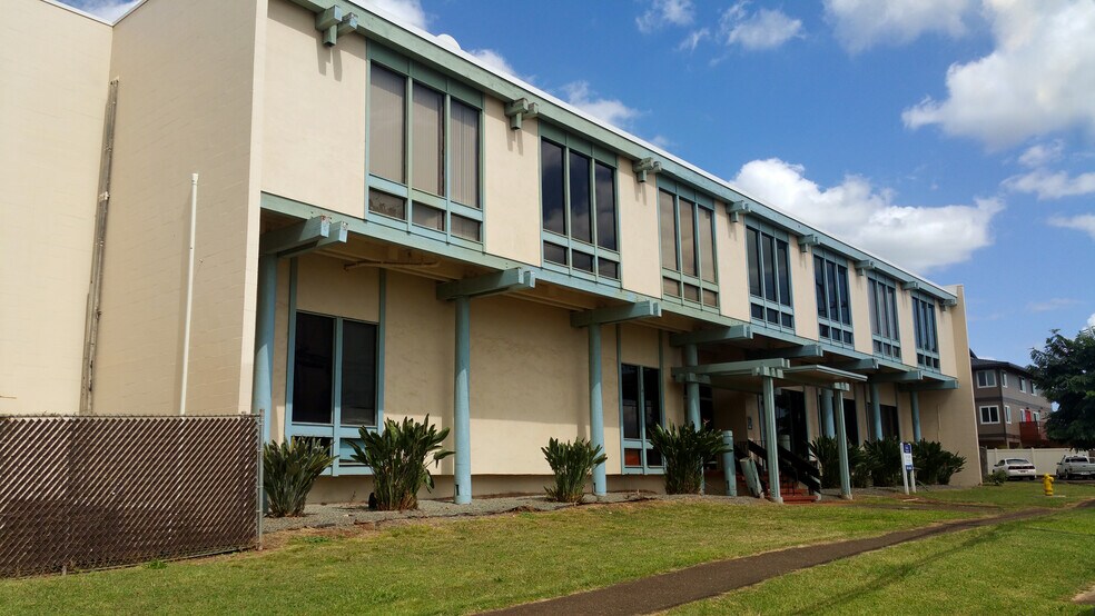 More Photos Of 302 California Ave, Wahiawa Medical For Sale