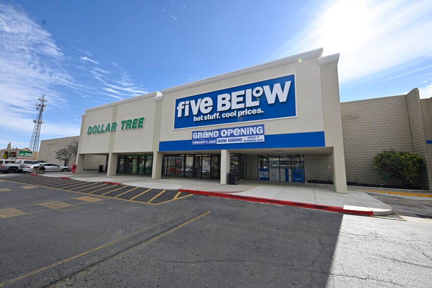 Primary Photo Of 13904-14038 Nacogdoches Rd, San Antonio Unknown For Lease