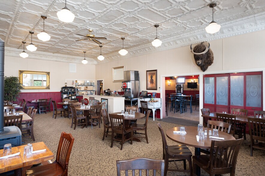 More Photos Of 21 Main, Willow Creek Bar For Sale