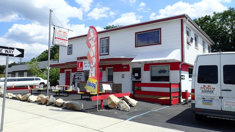 More Photos Of 1130 Pembroke Rd, Bethlehem Storefront Retail Residential For Lease