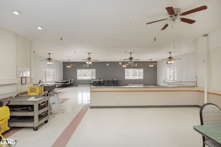More Photos Of 300 Cedar St, Tarkio Skilled Nursing Facility For Sale