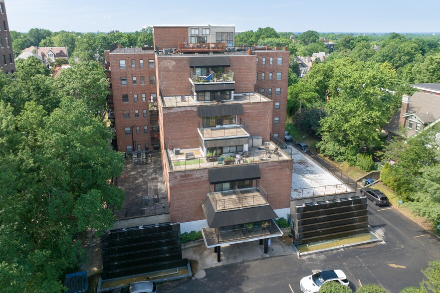 More Photos Of 3450 Russell Blvd, Saint Louis Apartments For Sale