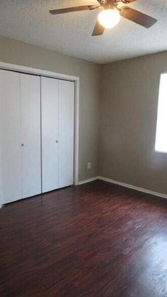 More Photos Of 1301 Pine St, Texarkana Apartments For Sale