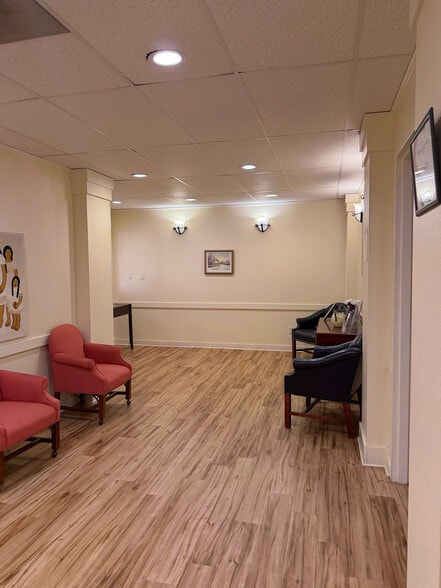 More Photos Of 101 Hospital Loop NE, Albuquerque Medical For Sale