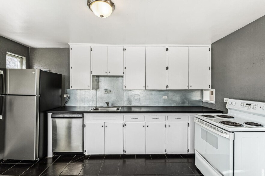 More Photos Of 2300 W 39th Ave, Denver Apartments For Sale