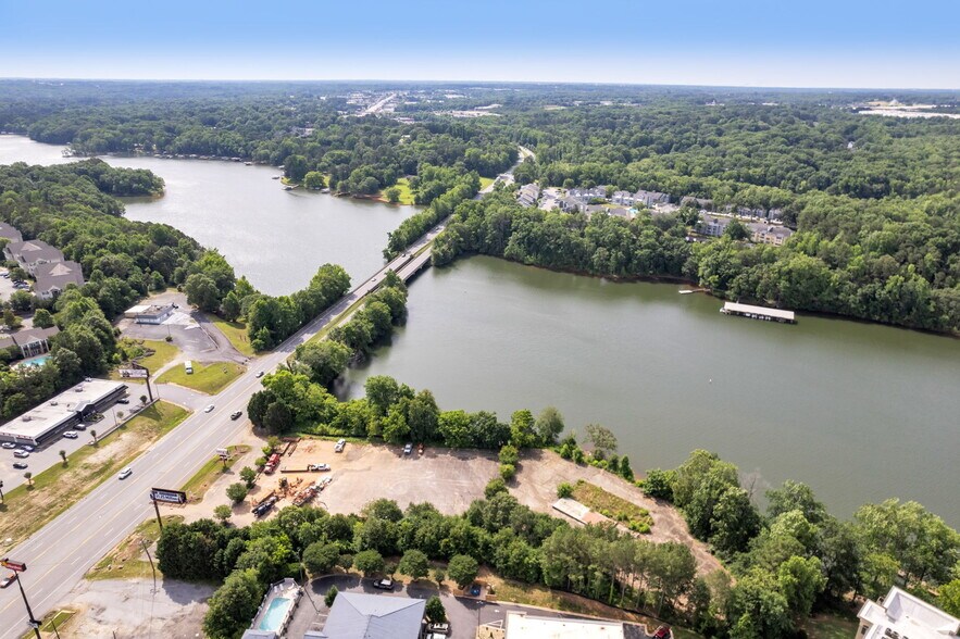 More Photos Of 4403 Clemson Blvd, Anderson Land For Lease