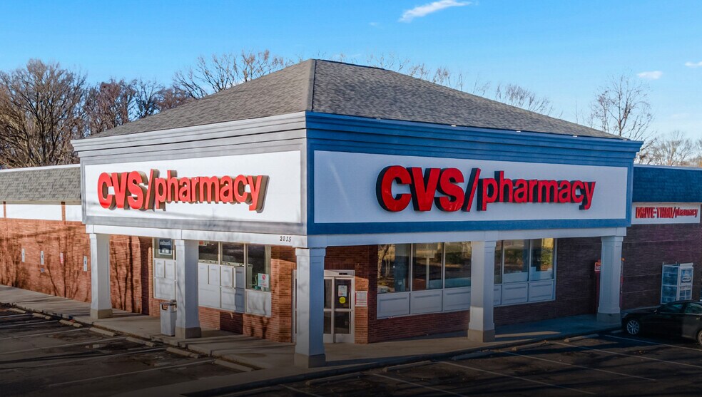 Primary Photo Of 2035 N Sharon Amity Rd, Charlotte Drugstore For Sale