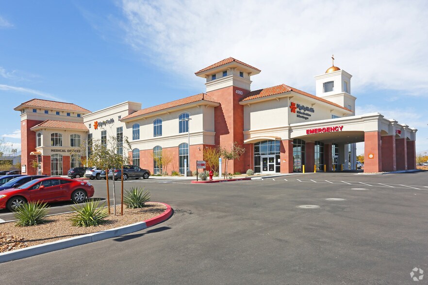 More Photos Of 4980 W Sahara Ave, Las Vegas Hospital For Lease