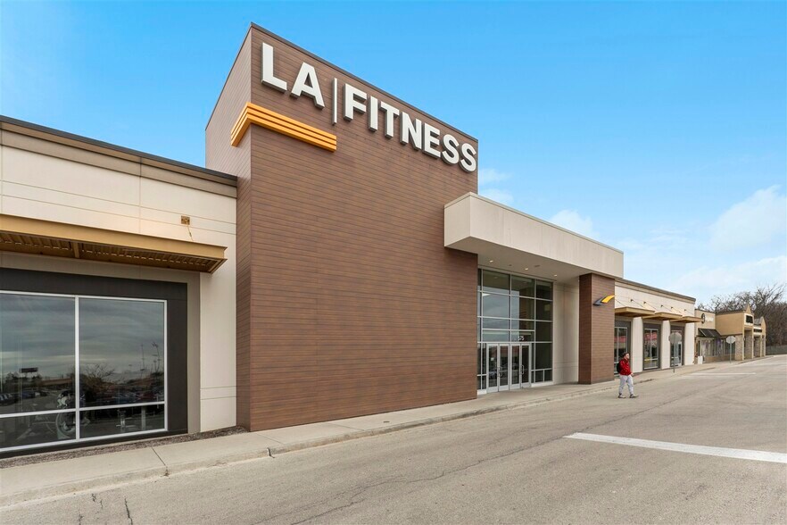 Primary Photo Of , Lombard General Retail For Sale