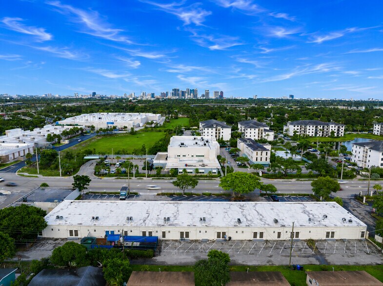 Primary Photo Of 315-353 SW 27th Ave, Fort Lauderdale Unknown For Lease