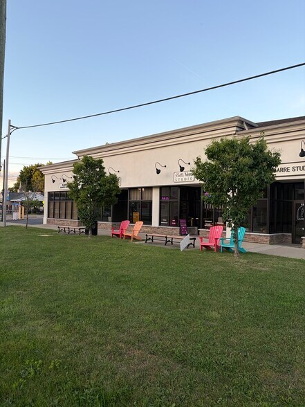 More Photos Of 239-243 Buffalo St, Hamburg Storefront Retail Office For Lease