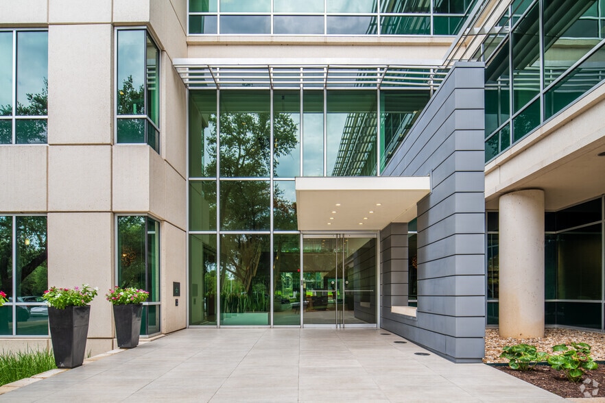 More Photos Of 12301 Research Blvd, Austin Office For Lease
