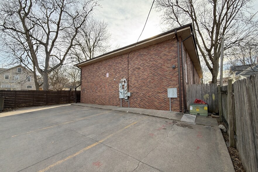 More Photos Of 2620 K St, Lincoln Apartments For Sale