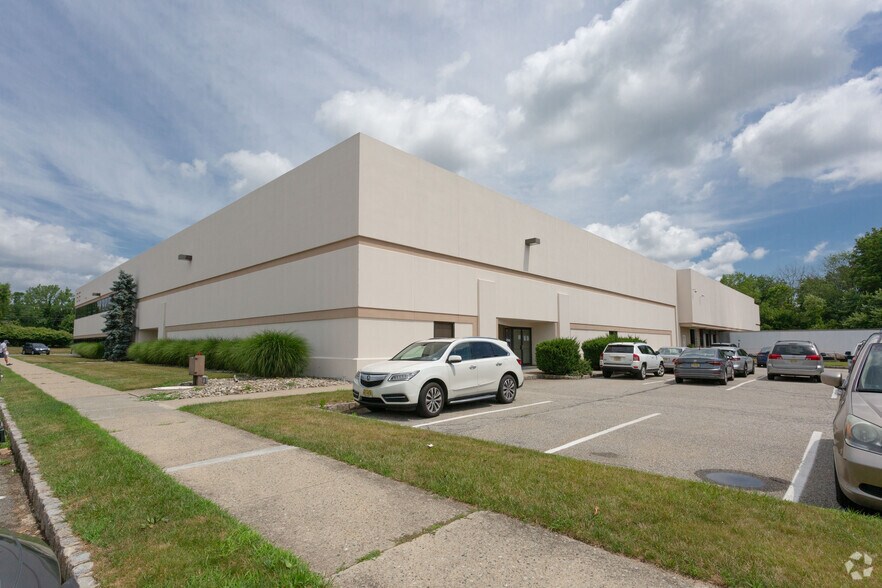More Photos Of 66 Ford Rd, Denville Warehouse For Lease