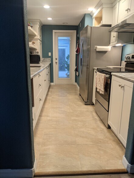 More Photos Of 110 Freesia Street, Everglades City Apartments For Sale