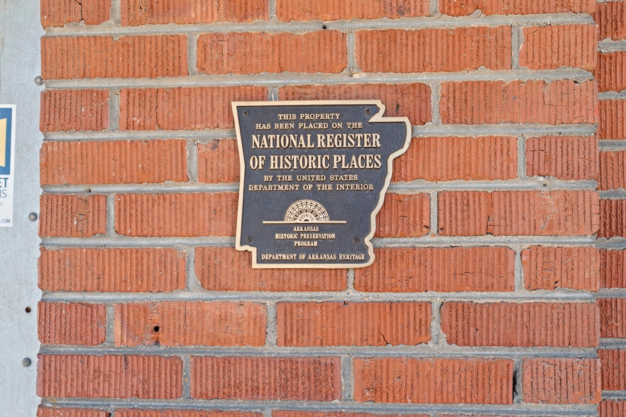 More Photos Of 120 E Broadway St, West Memphis Flex For Sale