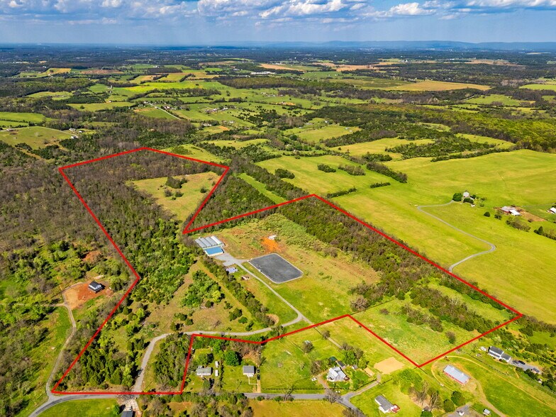 Primary Photo Of 1070 Wadesville Rd, Berryville Light Manufacturing For Sale