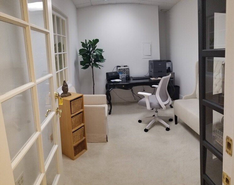 More Photos Of 3275 E Thousand Oaks Blvd, Thousand Oaks Office For Sale