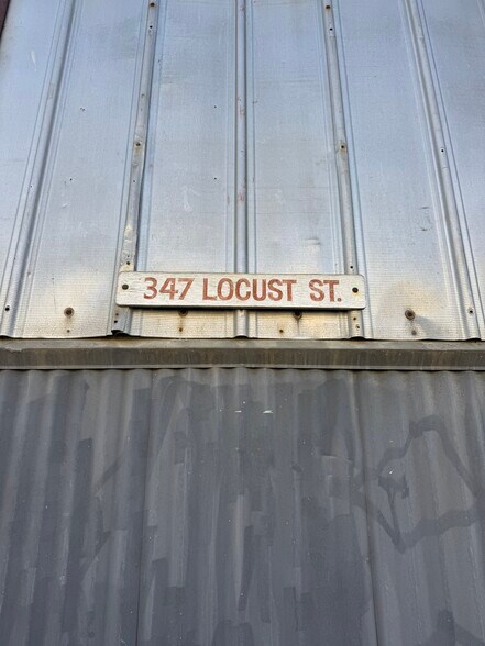 More Photos Of 347 Locust St, Watsonville Warehouse For Lease