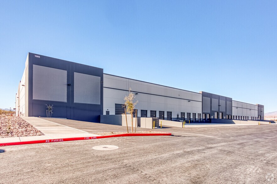 More Photos Of 1085 Alper Center Dr, Henderson Distribution For Lease